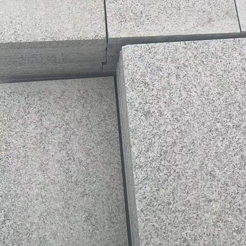 镇江芝麻白地铺石石材厂家